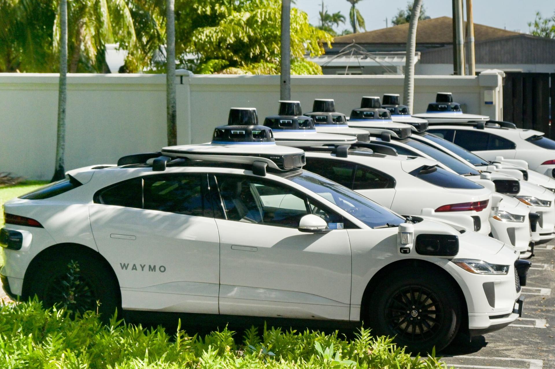 Waymo רכב אוטונומי | צילום: שאטרסטוק