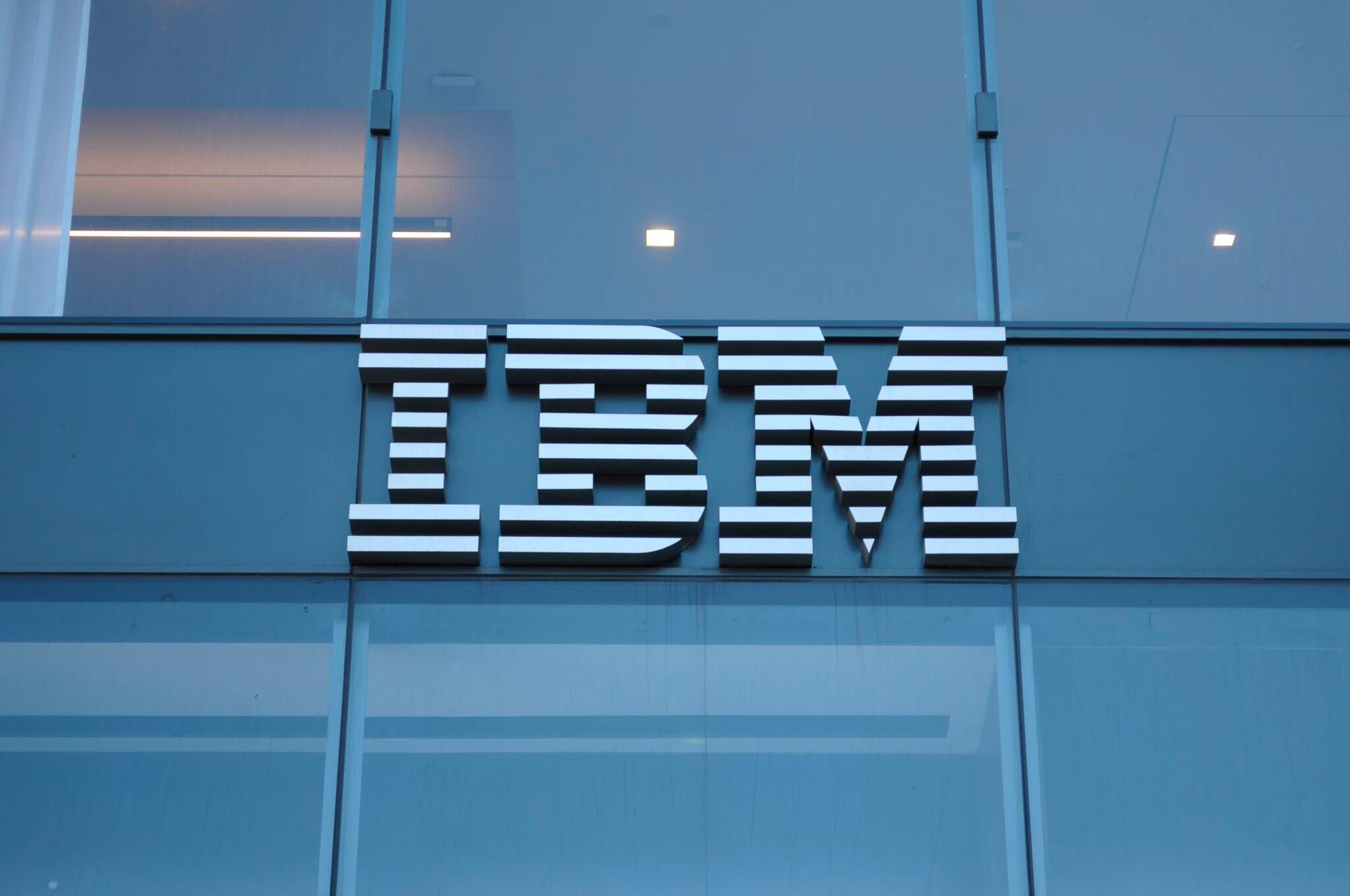 ענקית המחשוב IBM | צילום: Jimin Kim / SOPA Images via Reuters Connect
