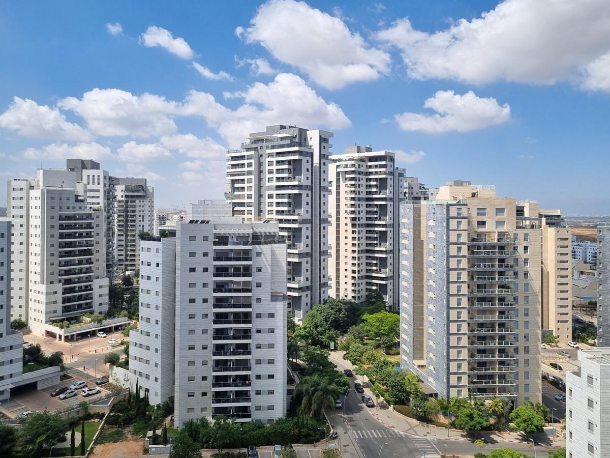 בנייני דירות, אילוסטרציה | צילום: שאטרסטוק