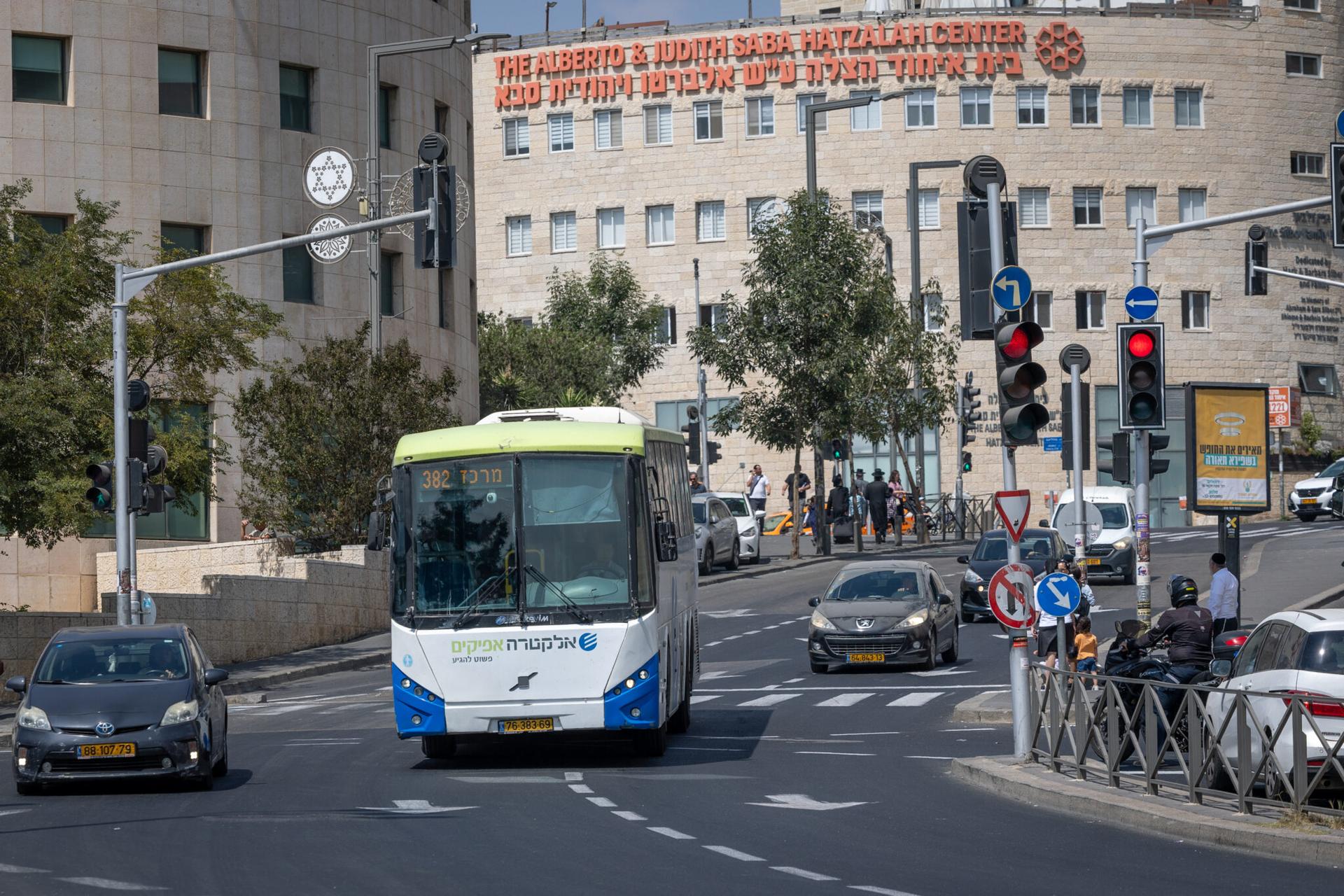תחבורה ציבורית בירושלים | צילום: חיים גולדברג, פלאש 90