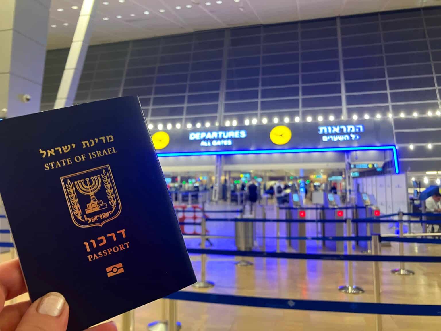 הדרכון הישראלי שובר שיאים – דווקא כשהעולם בטוח שאנחנו מבודדים