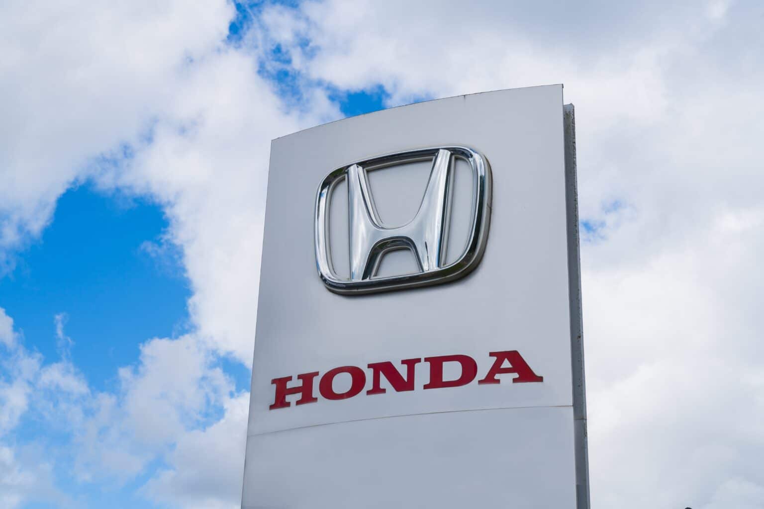 דיווחים ביפן: ניסאן תבטל את המיזוג עם הונדה