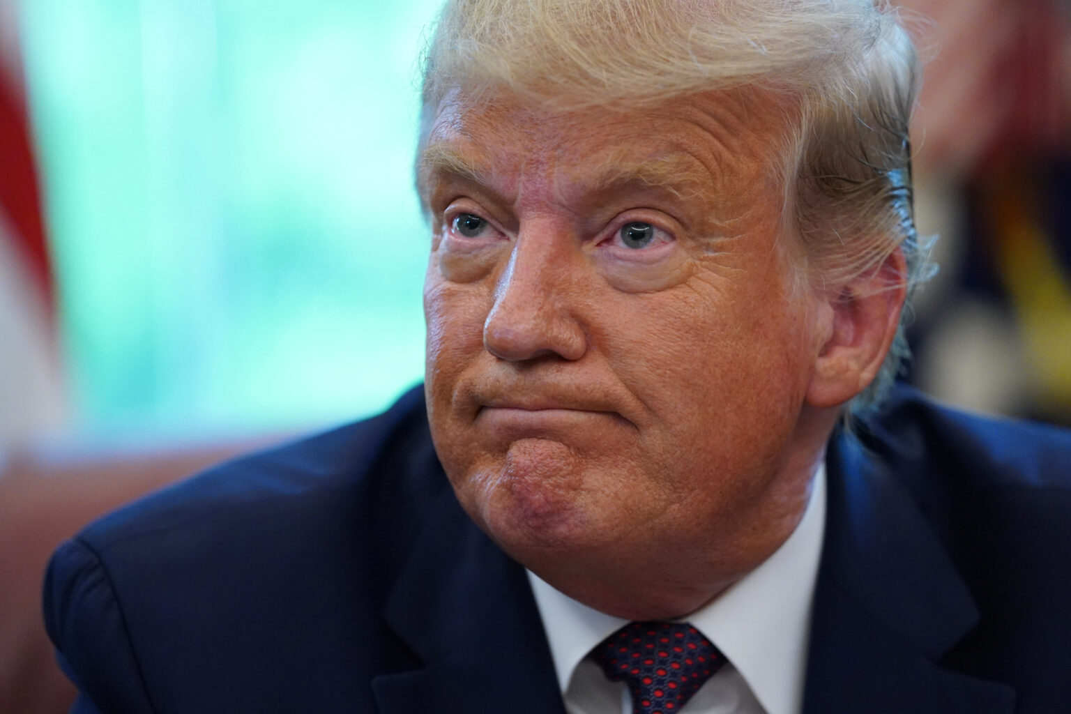 מאפריל: טראמפ יטיל מכסים חדשים על יבוא כלי רכב