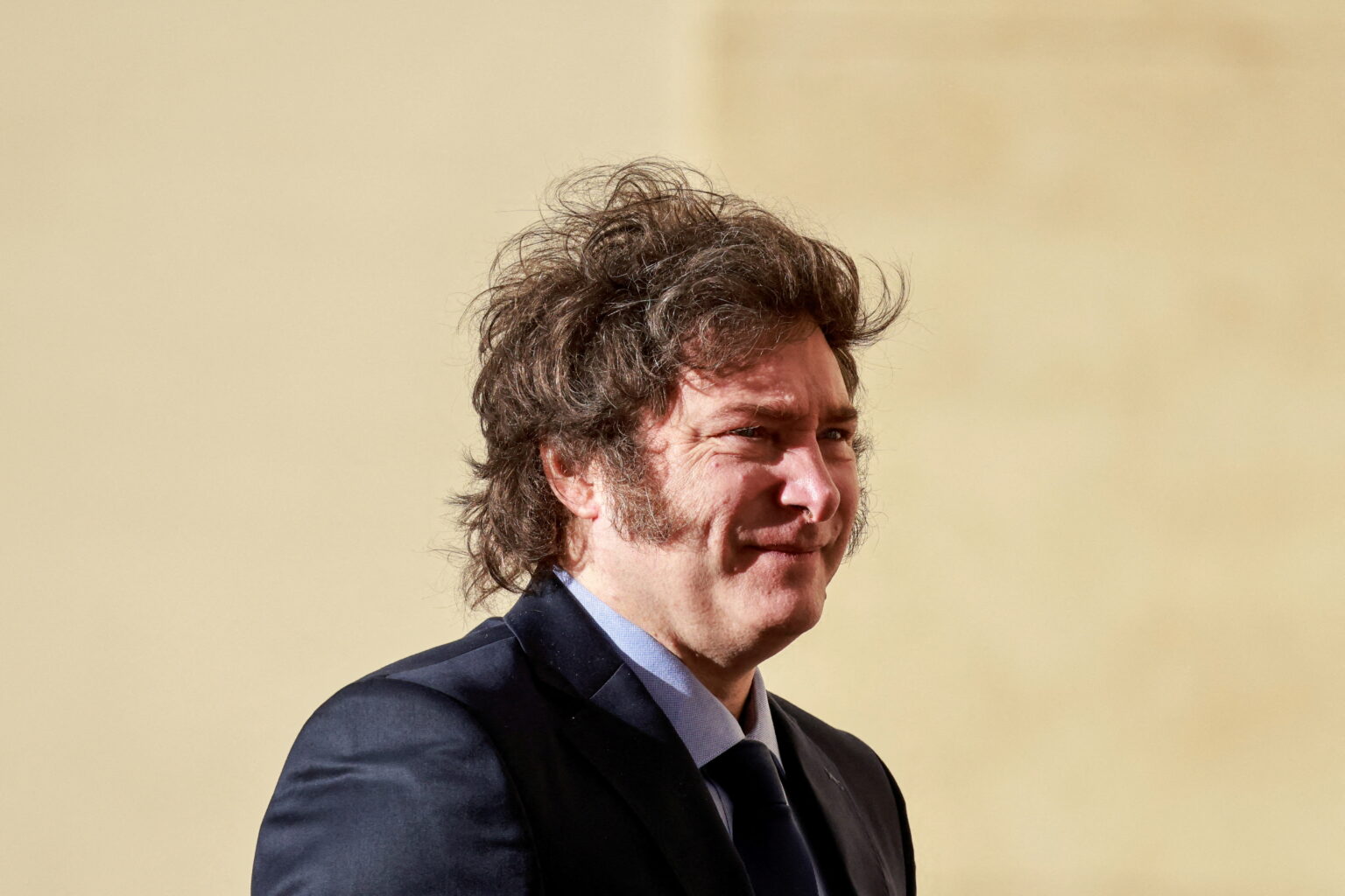 סערת הקריפטו: האם הנשיא מיליי בסכנת הדחה?