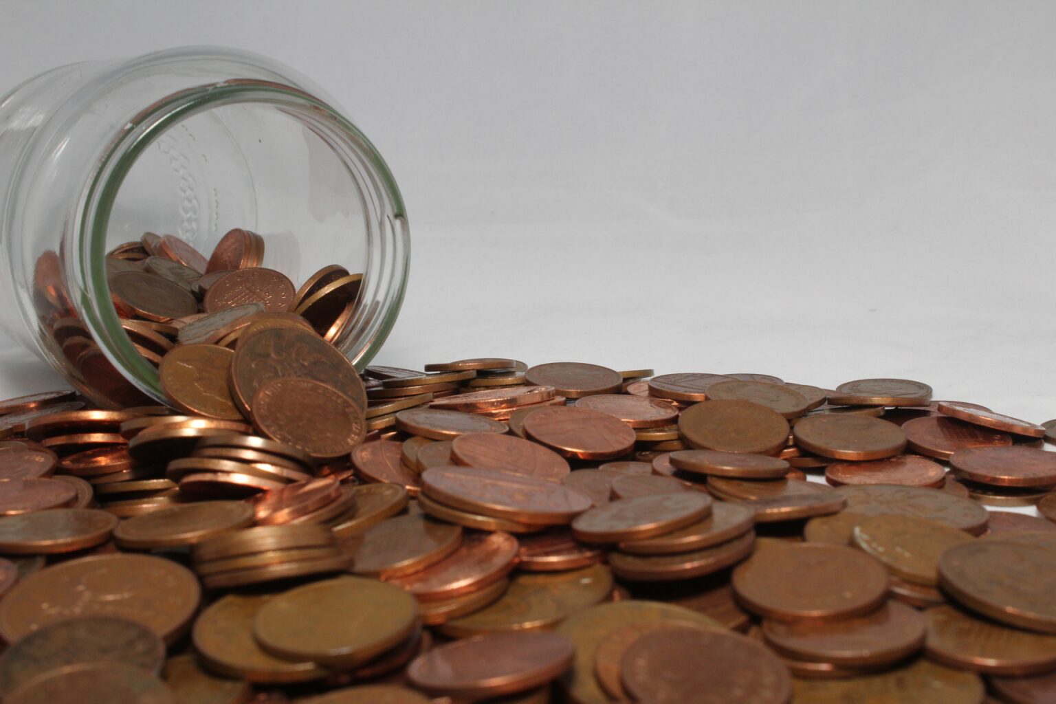 "בזבוז משווע": טראמפ מבטל את מטבע הפני אחרי 200 שנה