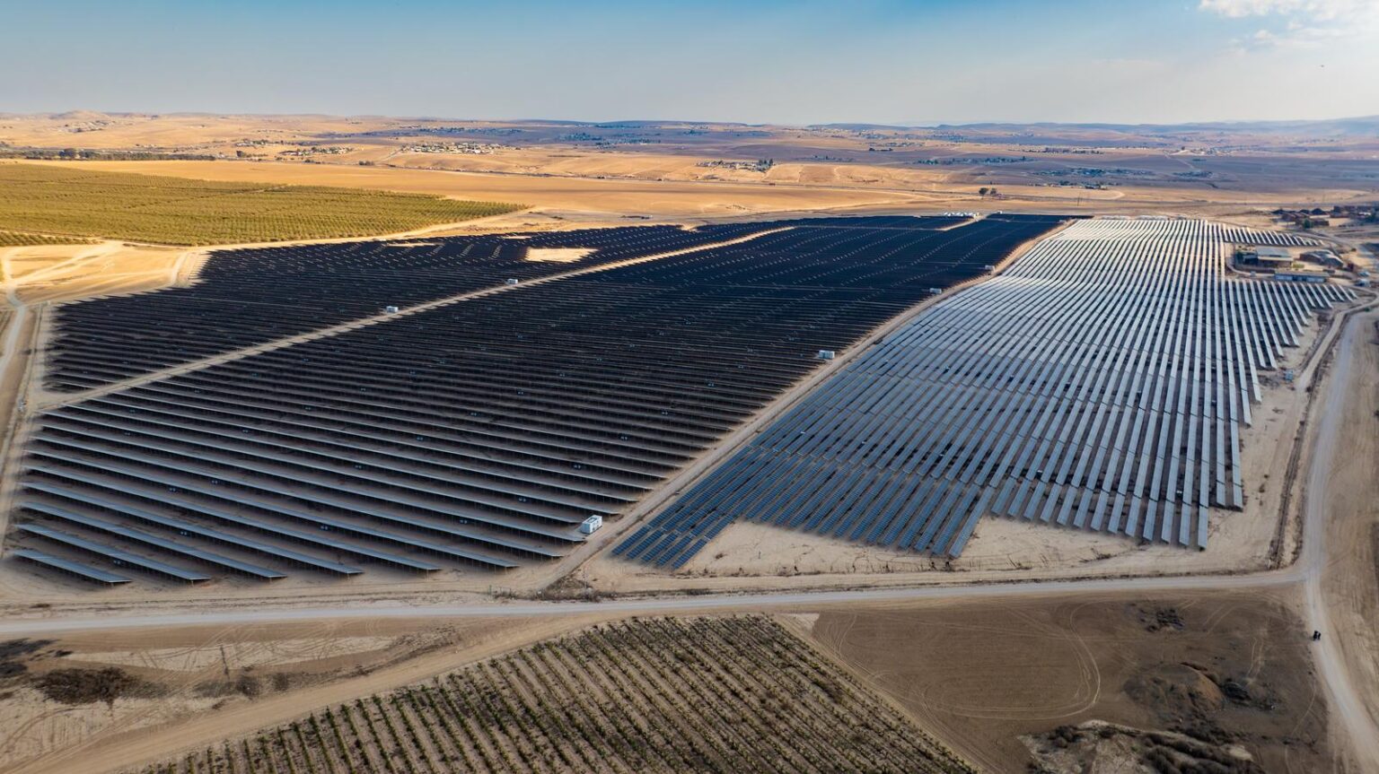 אנלייט: הרווח הנקי זינק פי ארבעה ל-102 מיליון דולר