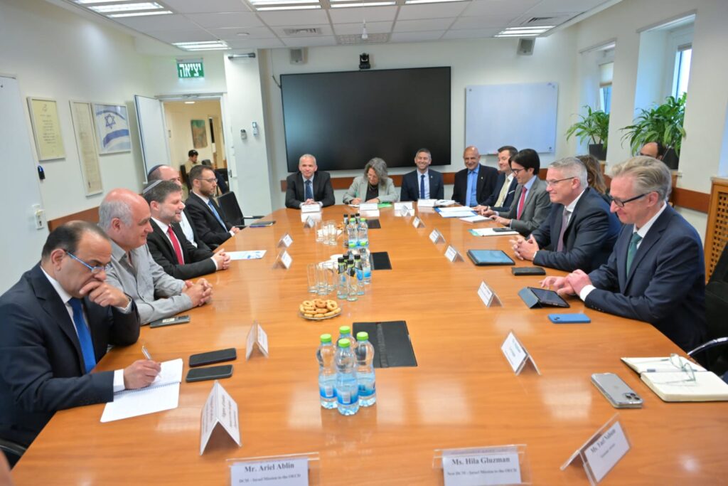 פגישת ראשי האוצר עם מזכ"ל OECD. צילום: לע"מ/שלומי אמסלם