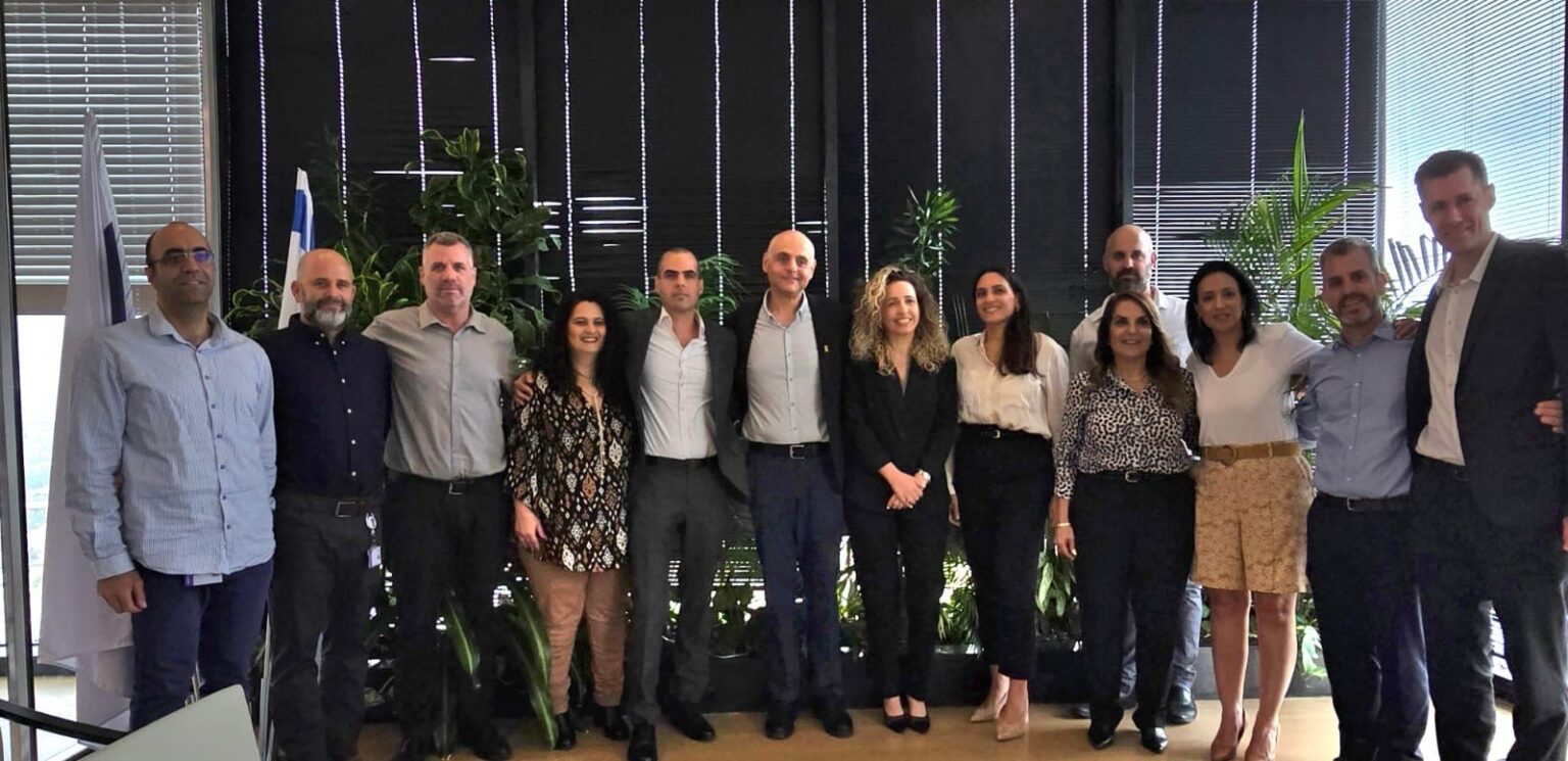 תוספות שכר ובונוסים: מה יקבלו עובדי מנורה מבטחים ביטוח