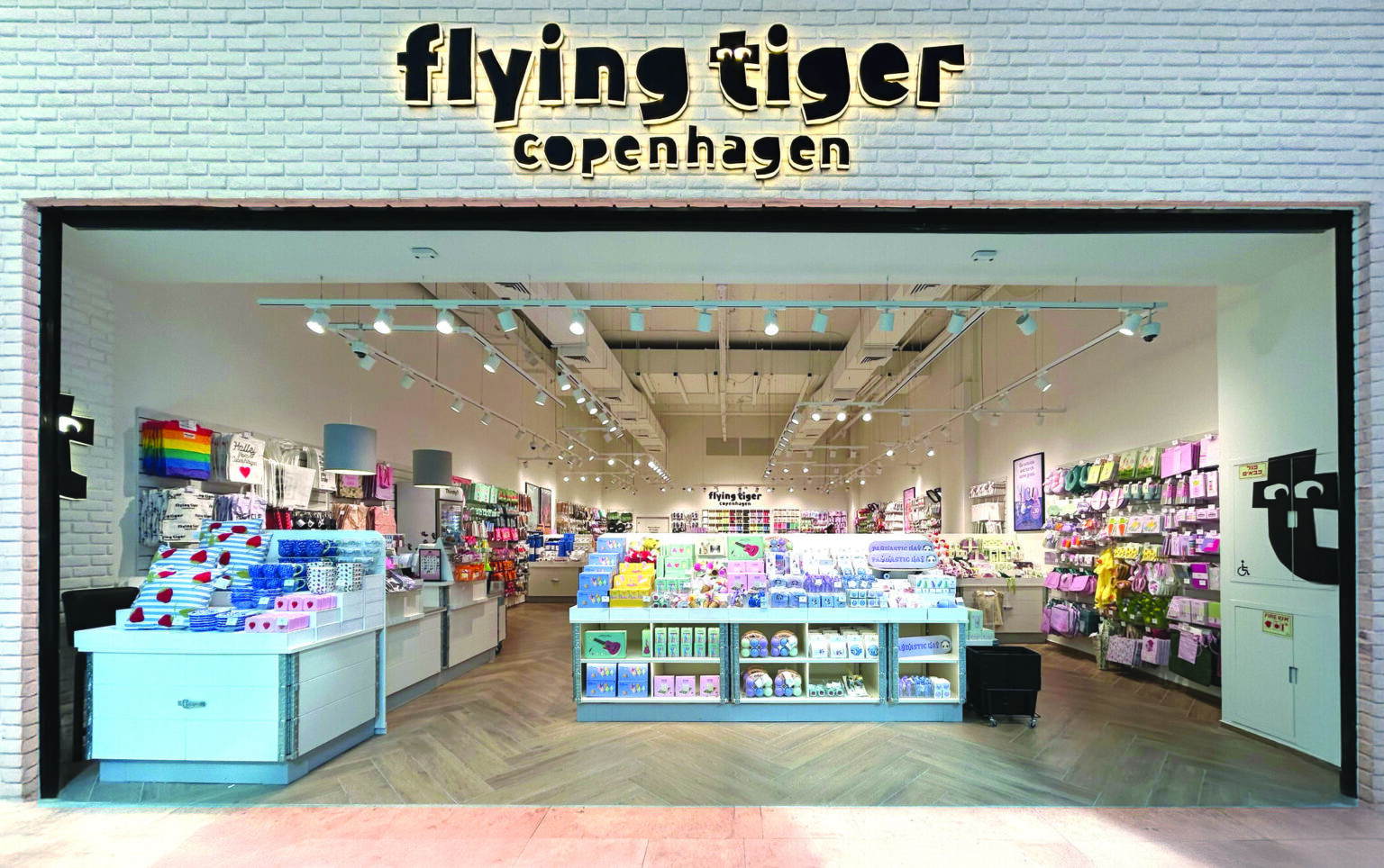 בהשקעה של 40 מיליון שקל: פוקס תשיק את פליינג טייגר בקנדה