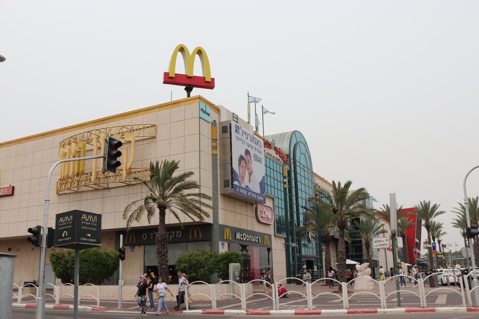 קניון הזהב עובר מהפך: שיפוץ במיליוני שקלים, וחנות יוקרתית חדשה