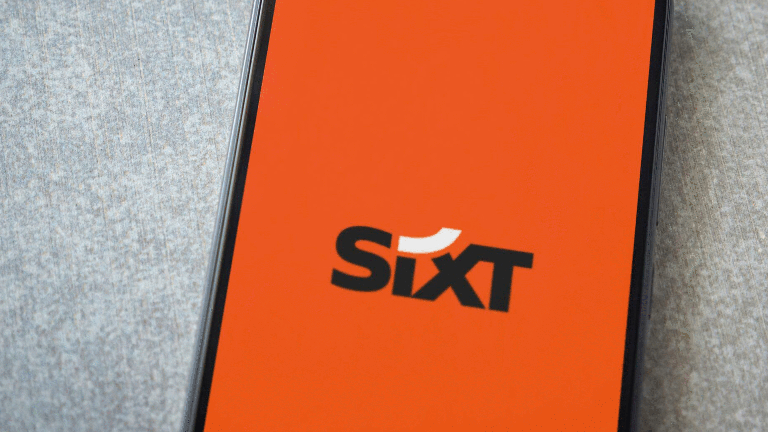 נערכת מחדש: שלמה סיקסט משהה את ההנפקה בבורסה