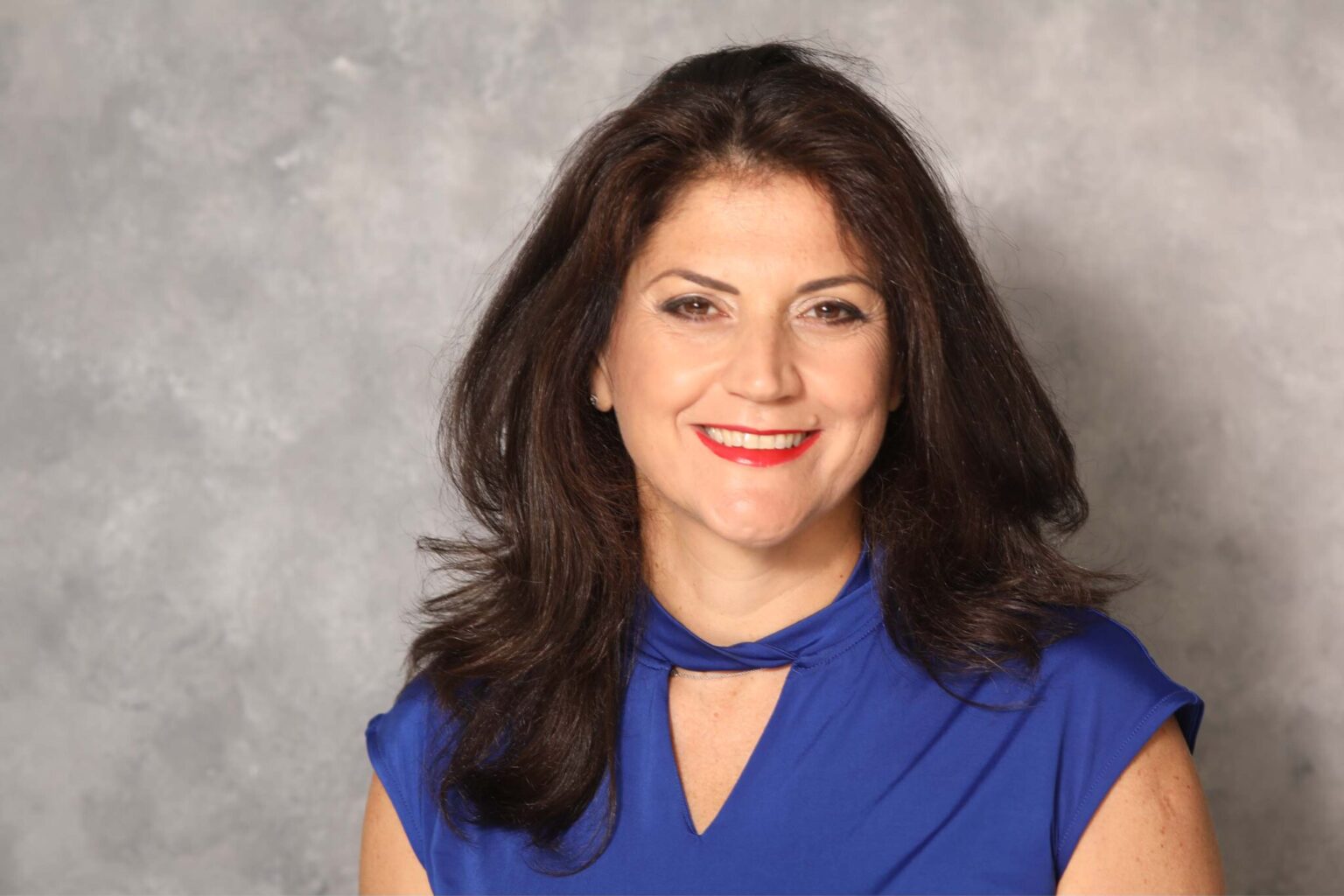 דרמה בבנק דיסקונט: הדוברת עוזבת לאחר 15 שנה בקבוצה