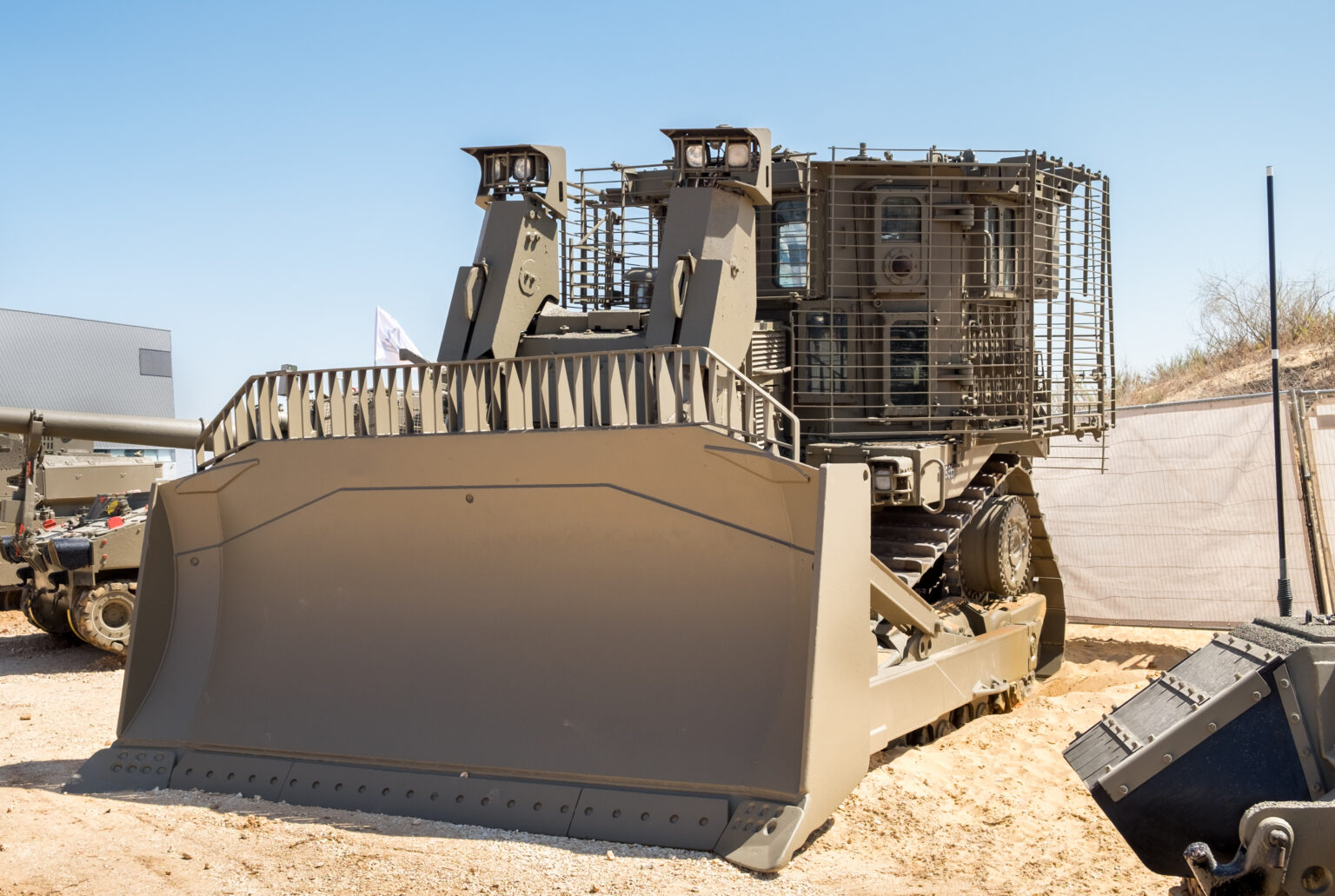 מכרז של 330 מיליון שקל לקווי מיגון לדחפורי D9