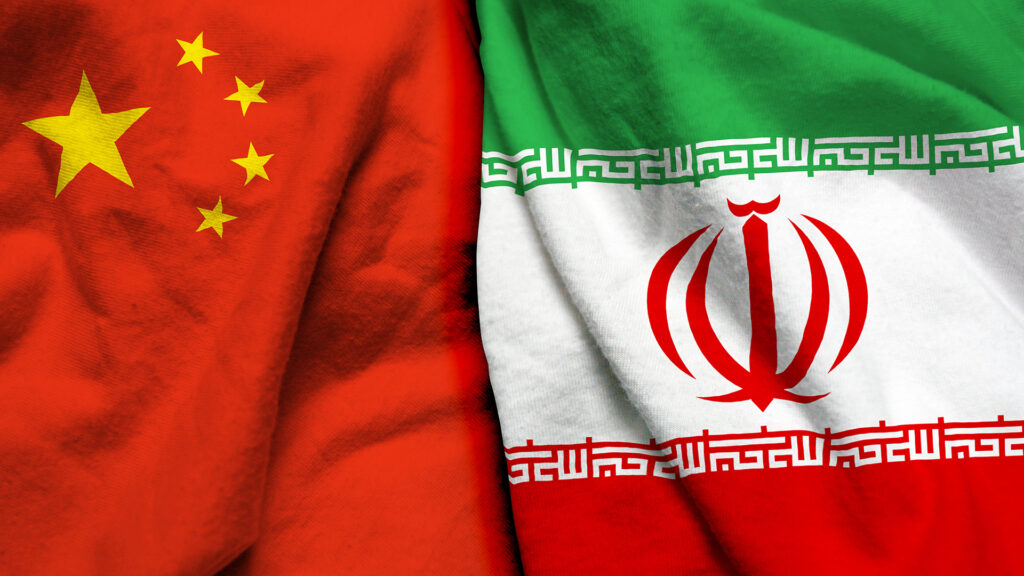 דגל סין ודגל איראן, אילוסטרציה | קרדיט: שאטרסטוק