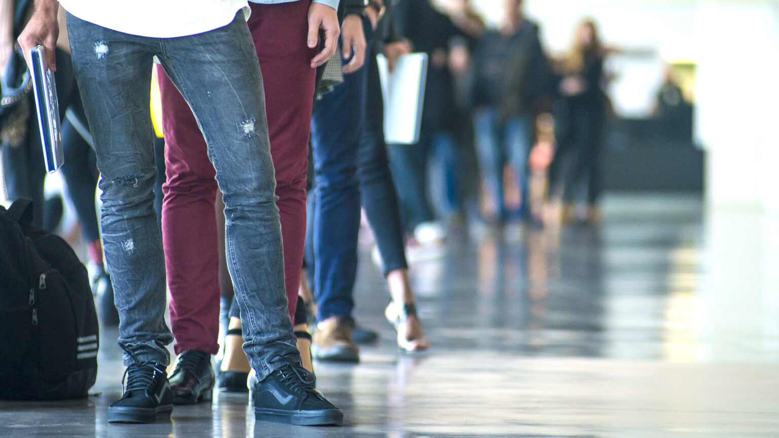 עלייה קלה באבטלה בפברואר ל-2.7%