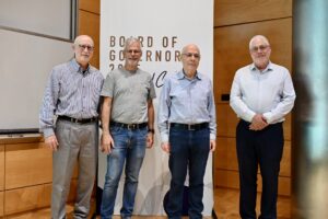 מימין לשמאל: נשיא הטכניון, פרופ' אורי סיון; גדעון פרנק; דדי פרלמוטר; ויו"ר הקורטוריון, סקוט לימסטר | קרדיט: רמי שלוש, דוברות הטכניון