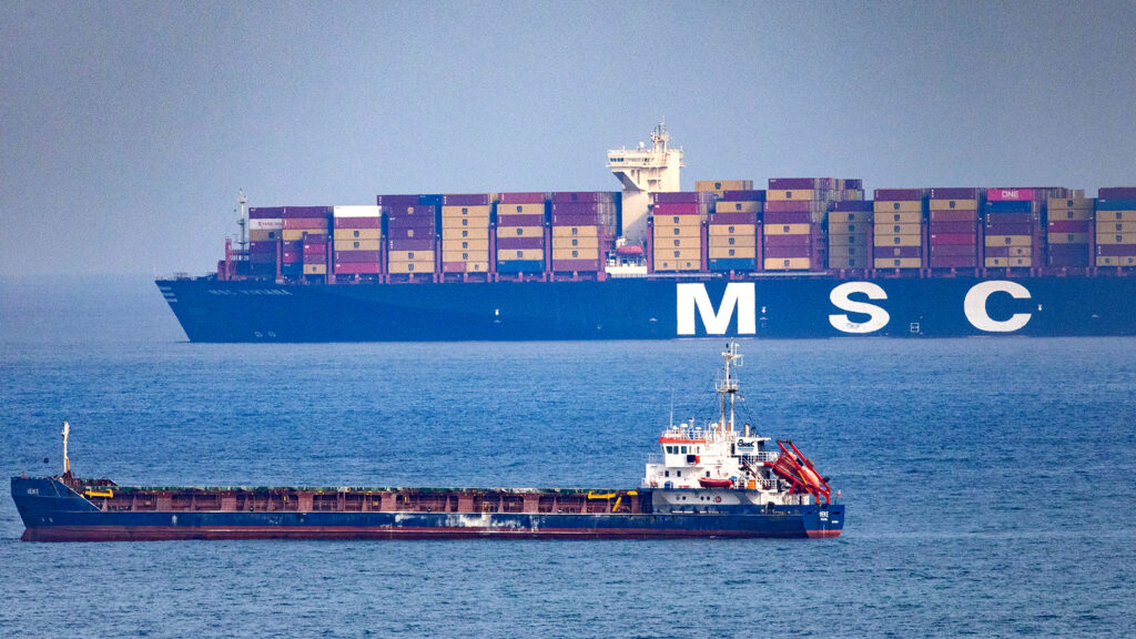 נמל אשדוד | קרדיט: יונתן סינדל, פלאש 90