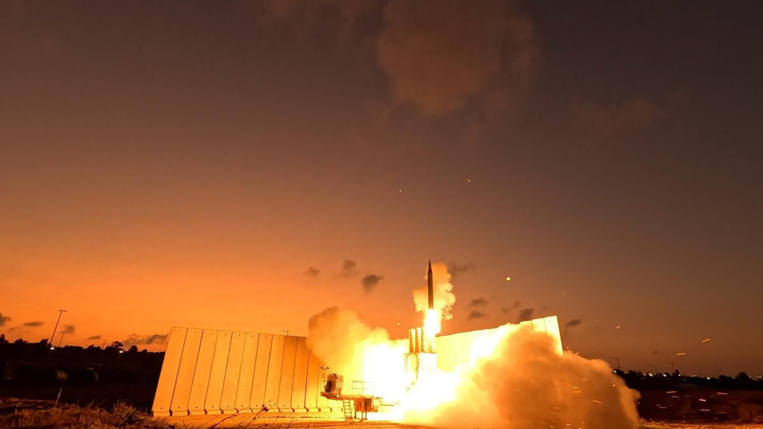 משרד הביטחון מאיץ את פס הייצור של החץ: חתם על הזמנה מתע"א לאספקת מיירטים