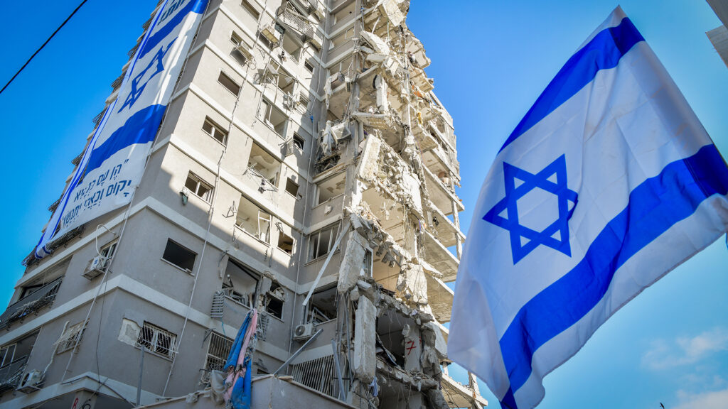 זירת נפילה בבת ים | אבשלום ששוני, פלאש 90