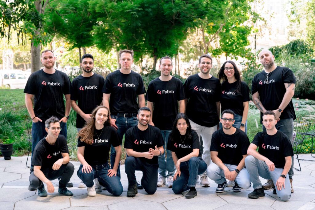 עובדי פאבריקס. צילום: ירין טרנוב