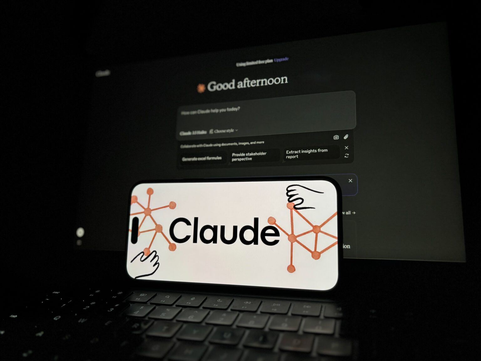 אנתרופיק גייסה לפי שווי של 183 מיליארד דולר