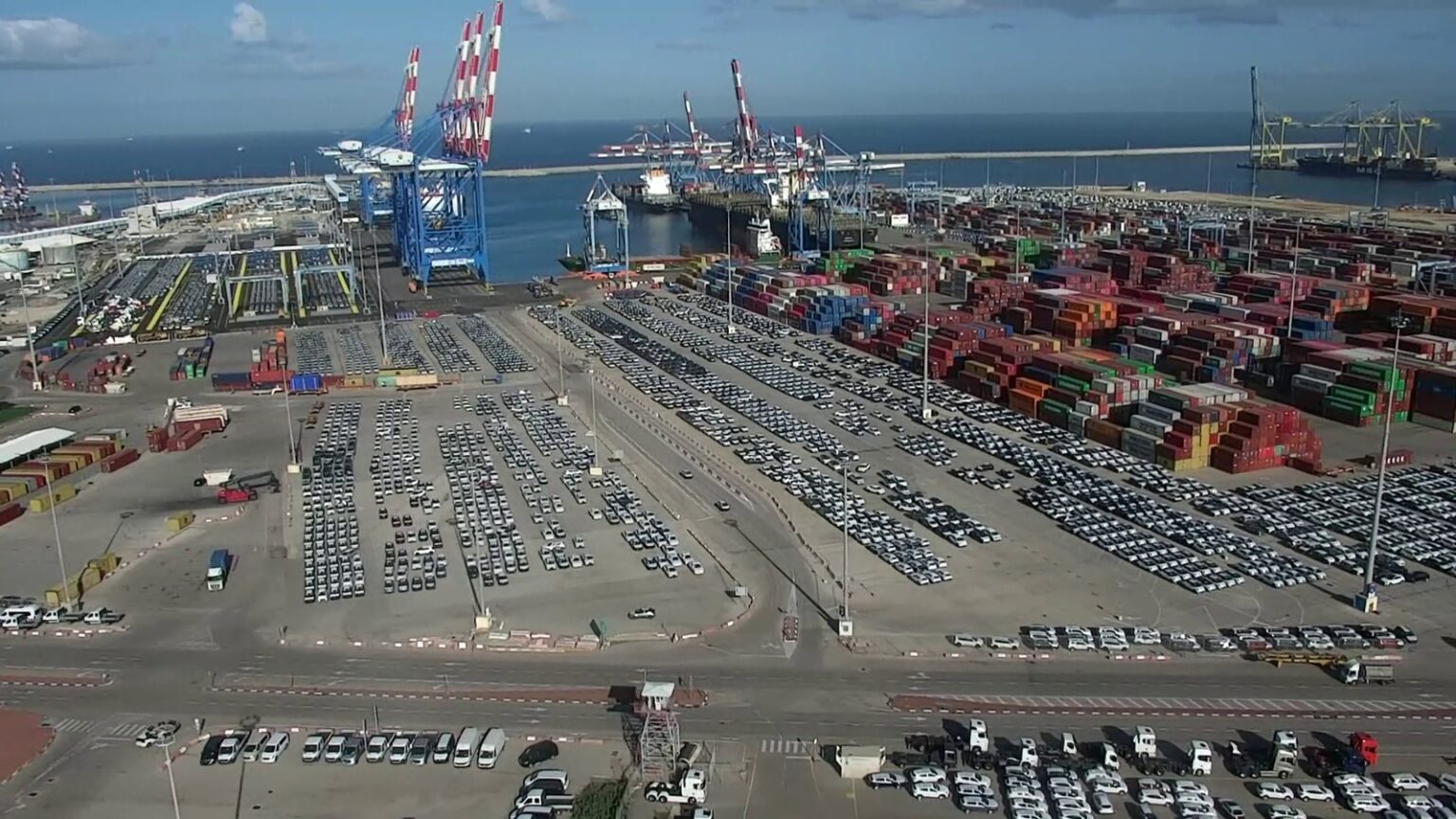 חברת נמל אשדוד רוכשת 12 מנופים חשמליים ב-220 מיליון שקל