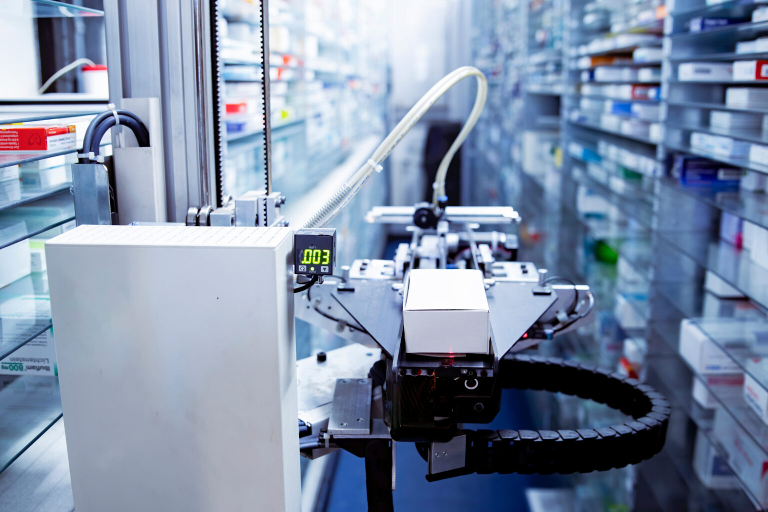 ביפן אין צורך בעובדים: רובוטים מסדרים מדפים בחנויות