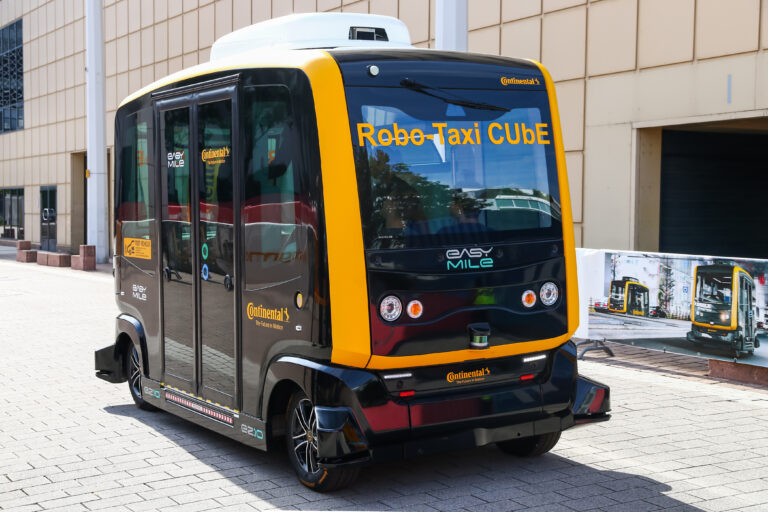 השוק האוטונומי מתרחב: אובר משיקה את הרובוטקסי בלאס וגאס