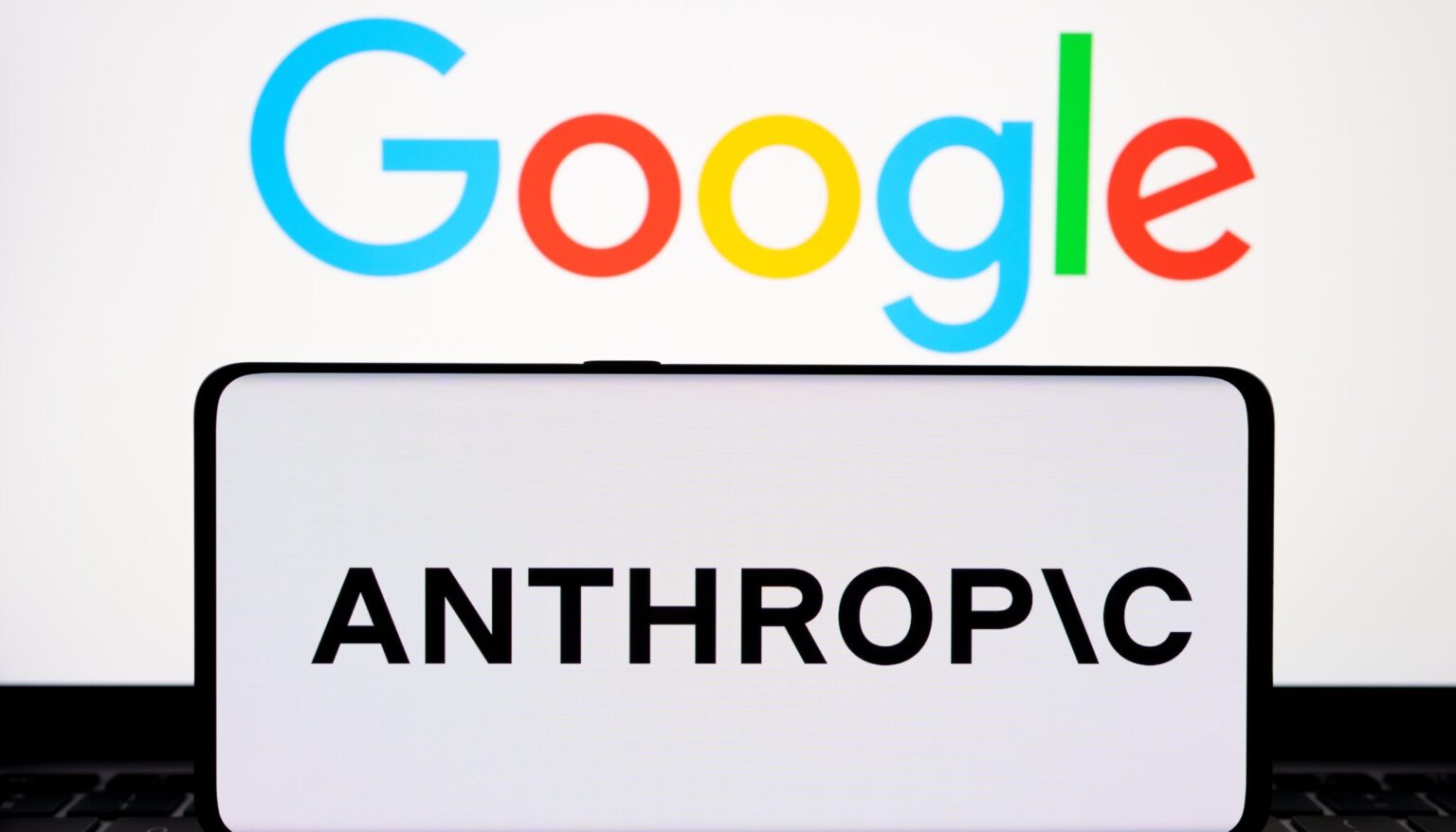 גוגל נמצאת בשיחות להעמקת ההשקעה באנתרופיק