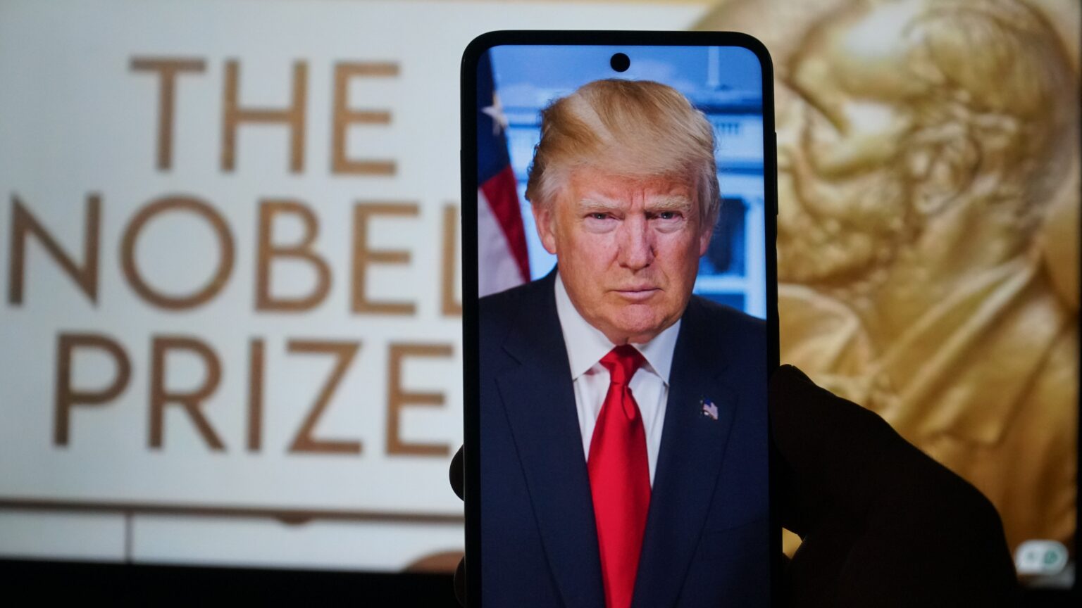 טראמפ רוצה פרס נובל לשלום – האם יש לו סיכוי לזכות בו?