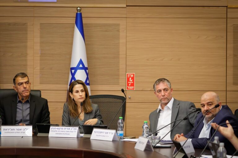 יו"ר רשות ני"ע: "מטפלים בהונאות משקיעים בהיקפים של מיליארדים"