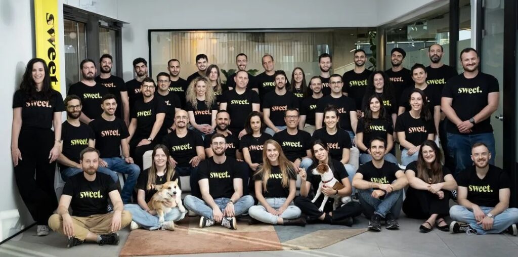 עובדי סוויט סקיוריטי. צילום: בן יצחקי