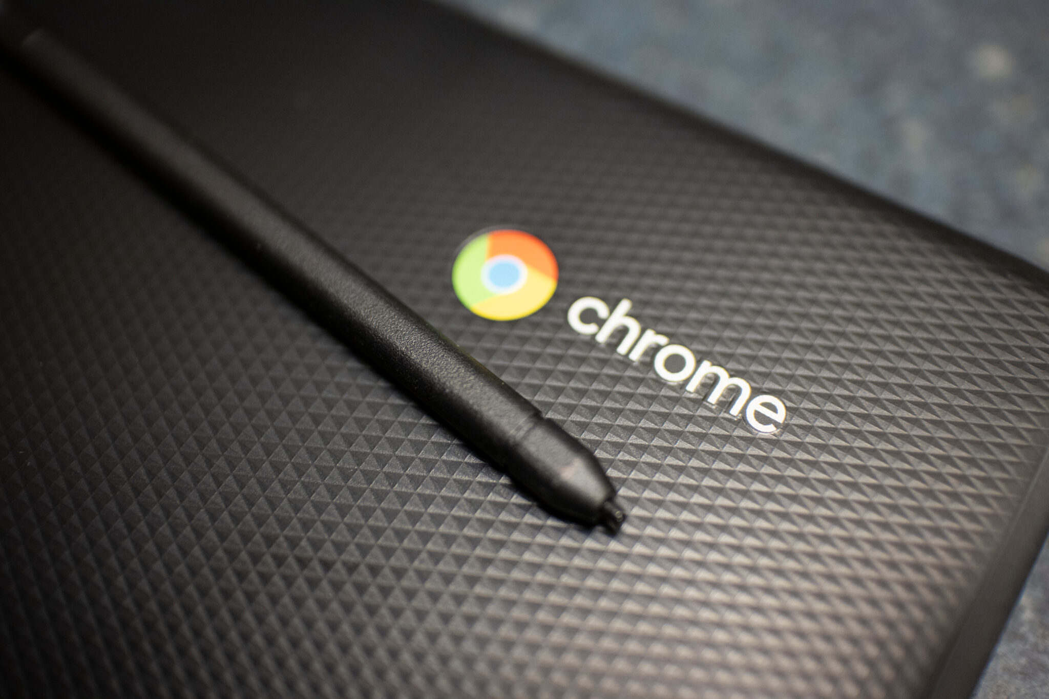 מחשב נייד עם מערכת Chrome OS | צילום: שאטרסטוק