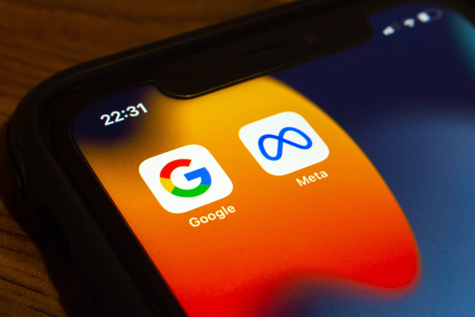 אנבידיה כבר לא לבד: עסקת מטא-גוגל מאיצה את הקרב על מעבדי AI