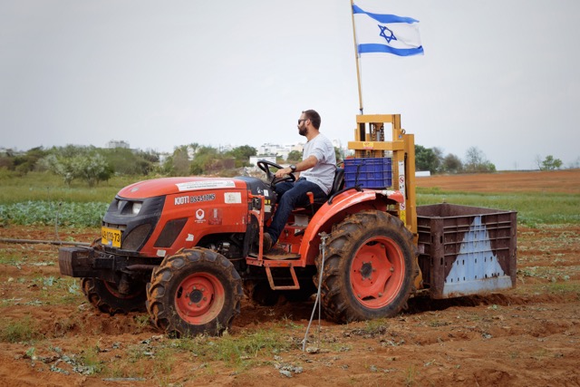 חקלאי | צילום: לקט ישראל