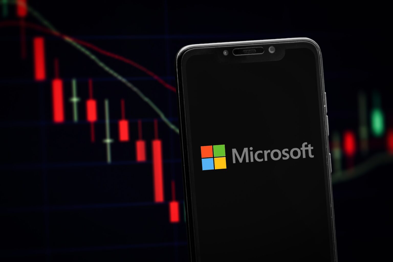 בשל דיווח שמכירות ה-AI לא עומדת ביעד – מניית מיקרוסופט צונחת