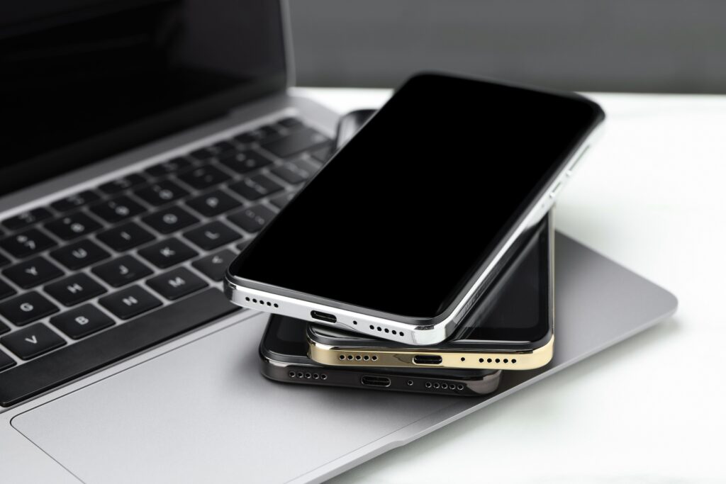 סמארטפונים | צילום: שאטרסטוק