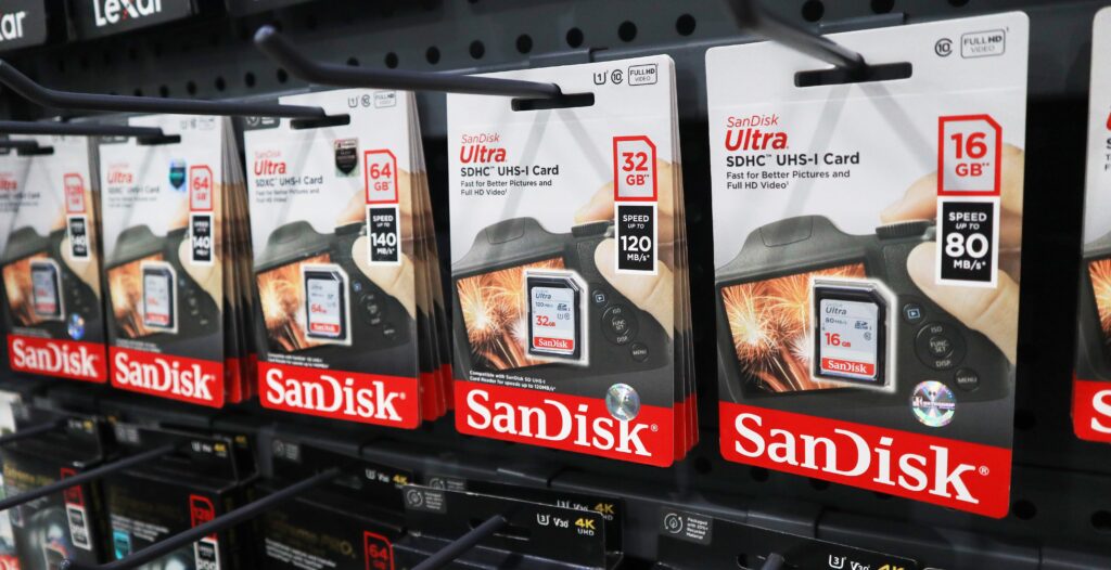 כרטיסי זיכרון של סנדיסק | צילום: שאטרסטוק