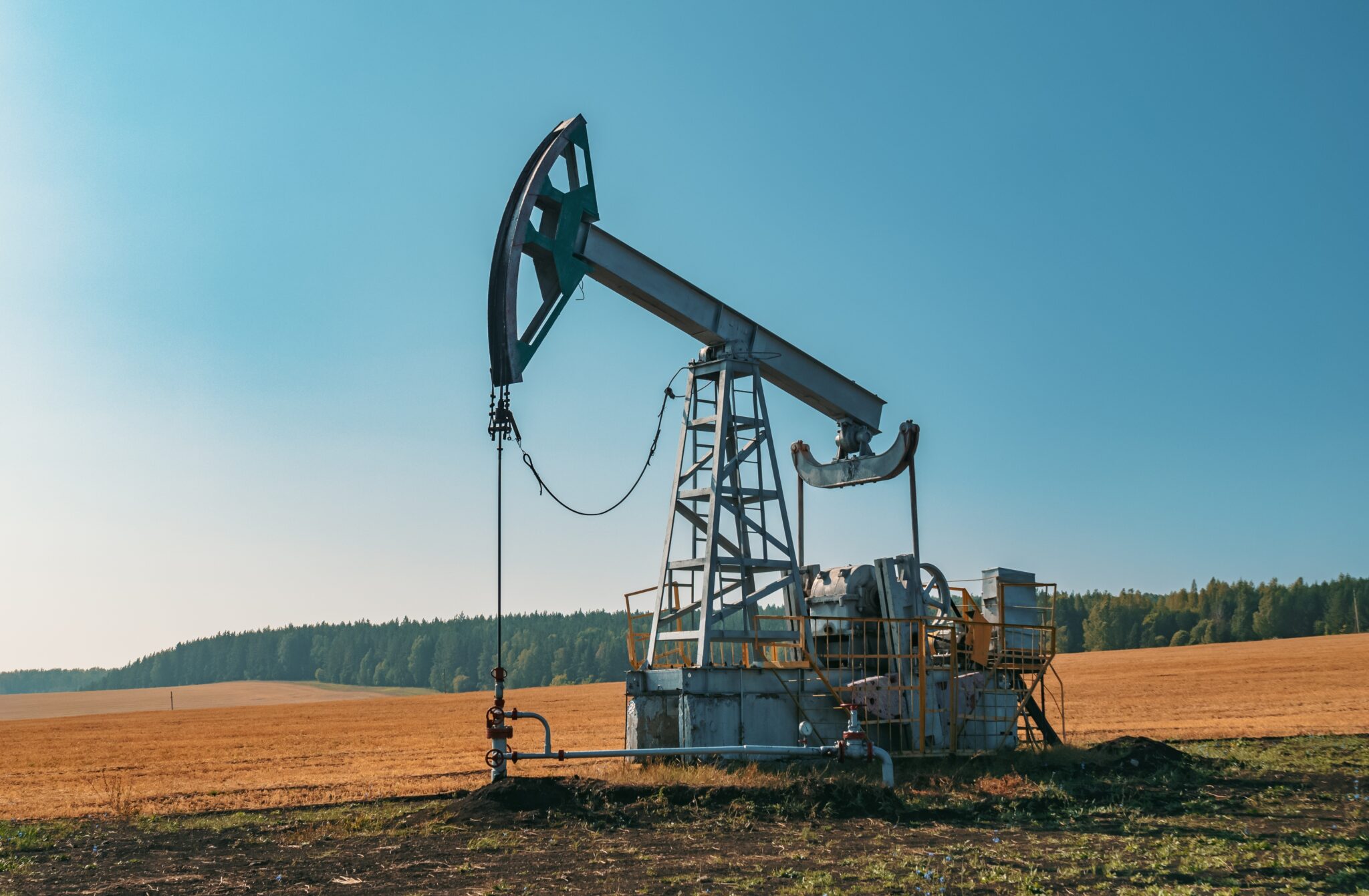 שאיבת נפט | קרדיט: שאטרסטוק