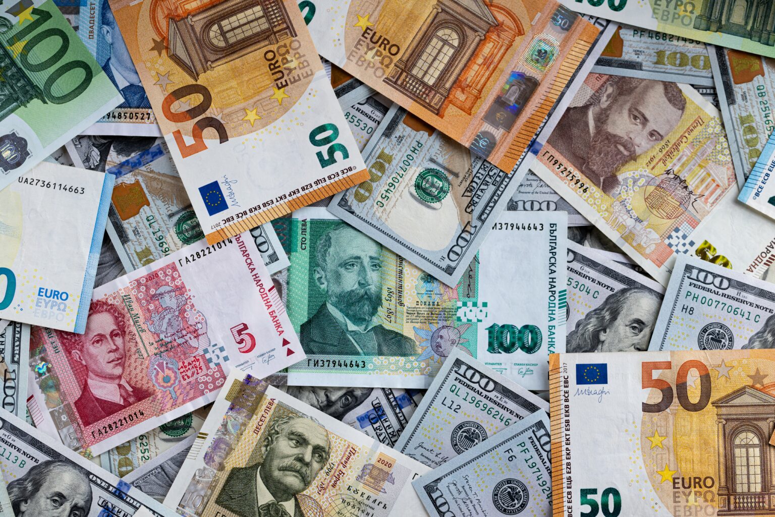 בולגריה עוברת לאירו: המהלך שישנה את המדינה – והסיכונים שבדרך