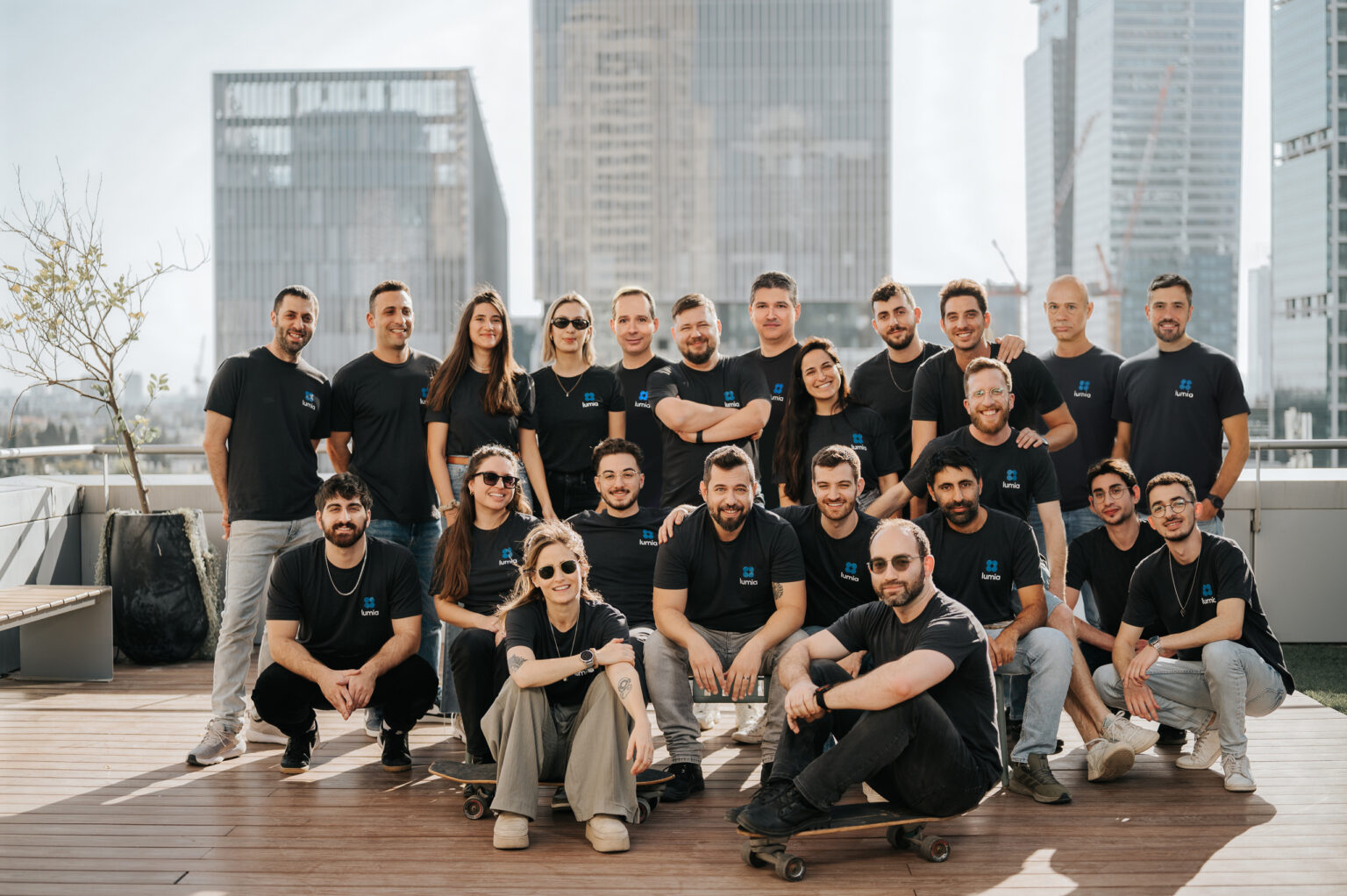 לומיה סקיוריטי מגייסת 18 מיליון דולר לאימוץ בטוח של AI בארגונים