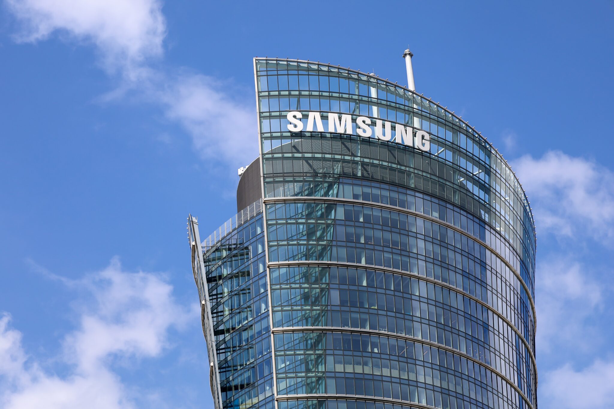 בניין סמסונג בפולין | צילום: שאטרסטוק