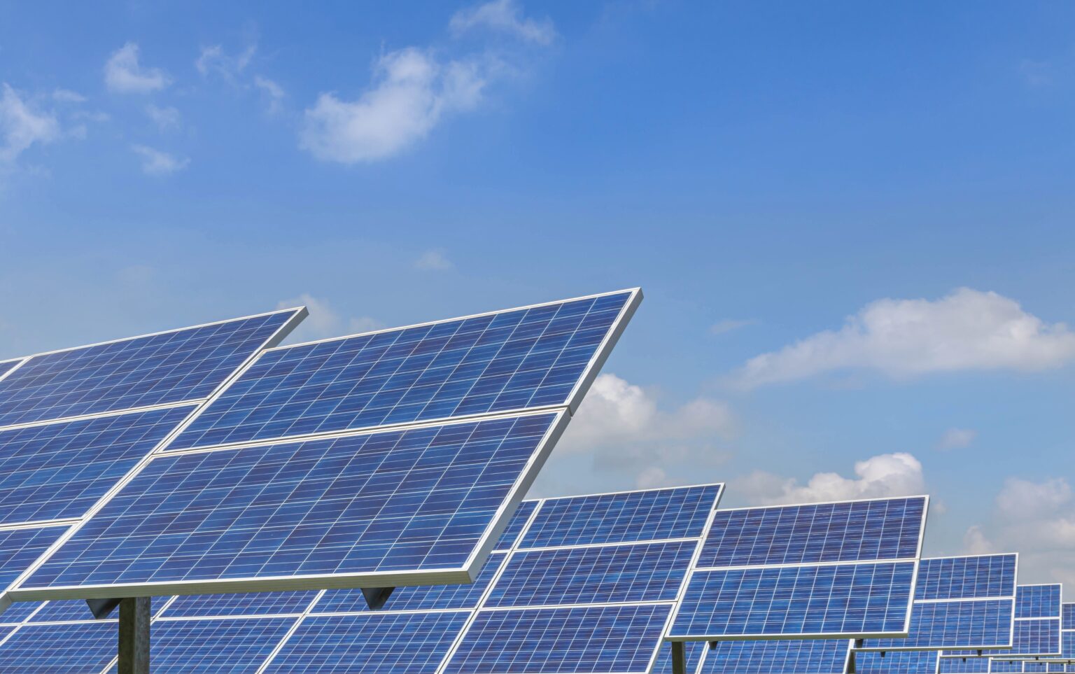 בנק דיסקונט יעניק מימון של 800 מיליון שקל לרפק אנרג'י ושמיר אנרגיה