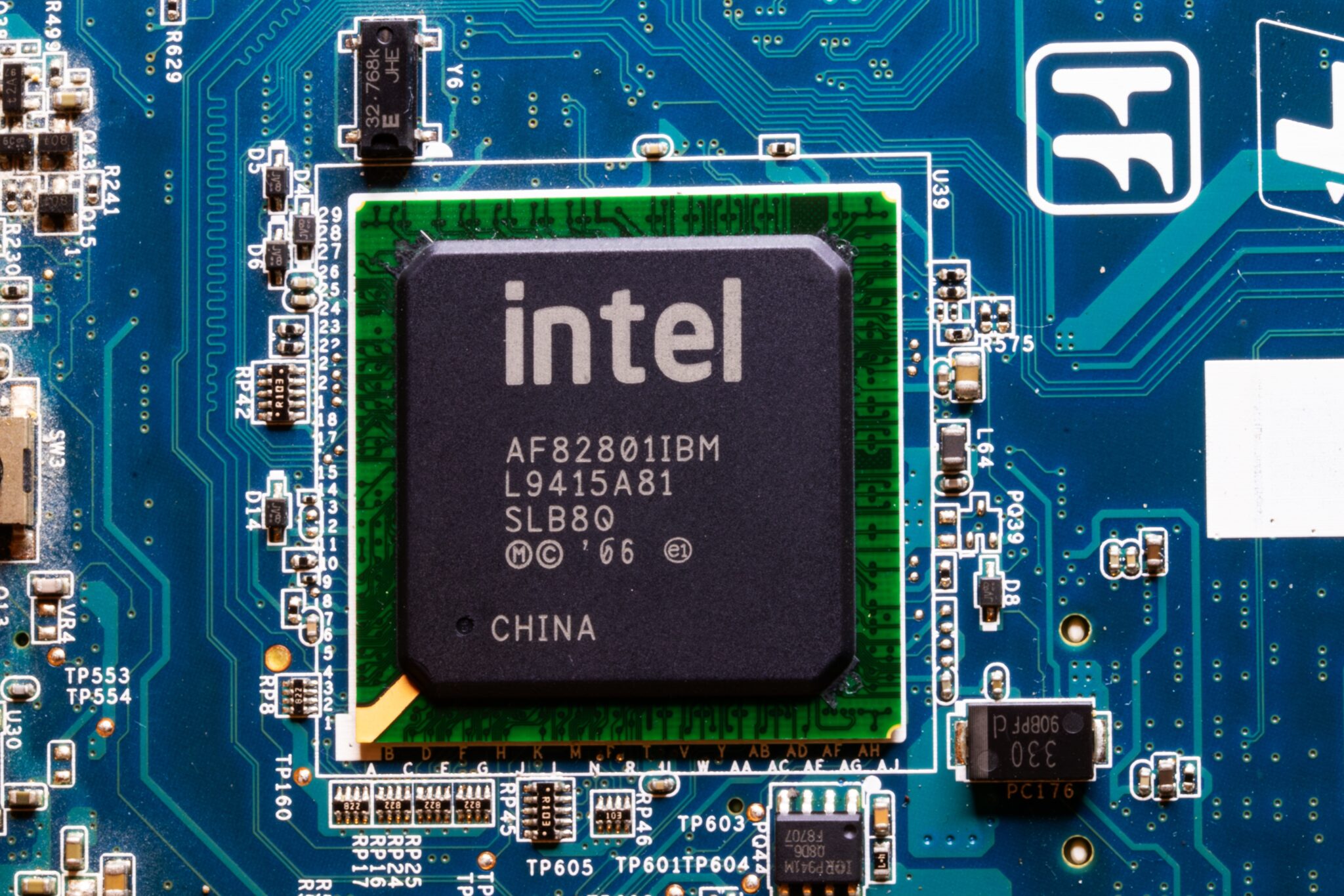 שבב אינטל | צילום: שאטרסטוק