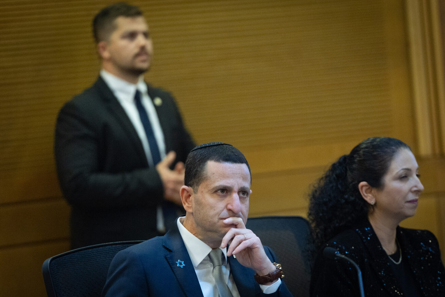 הוועדה למיזמים ציבוריים: מנהל בנק קטן יתוגמל יותר ממנהל בנק גדול