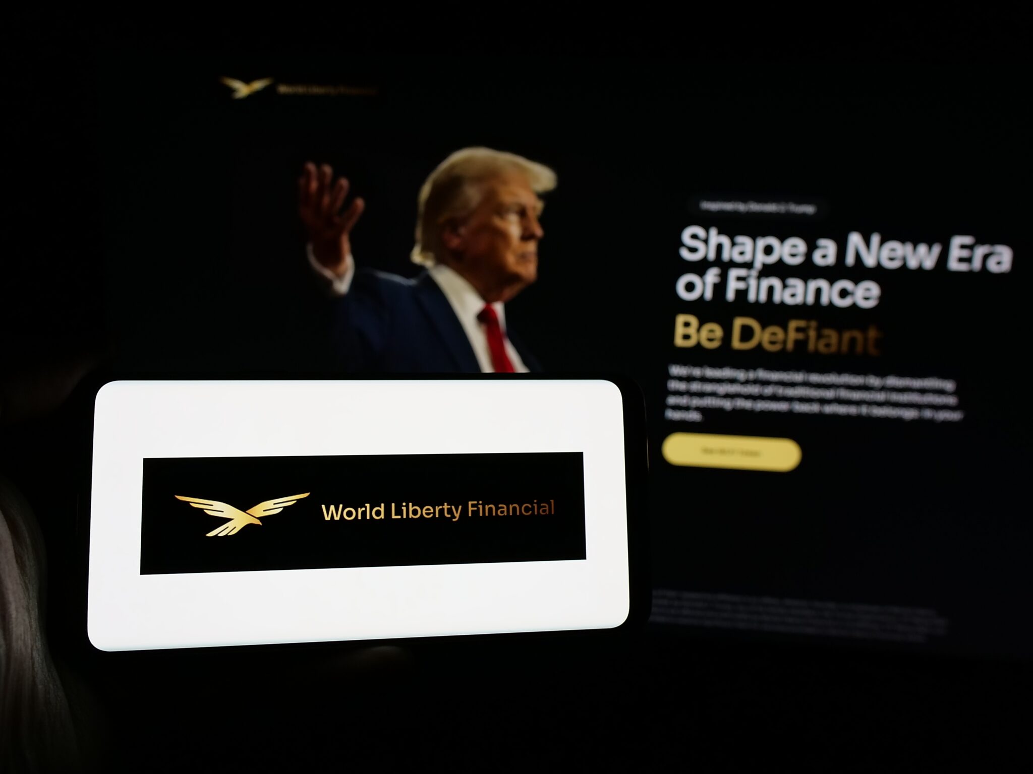 טראמפ ומיזם הקירפטו בבעלותו, World Liberty Financial, אילוסטרציה | צילום: שאטרסטוק