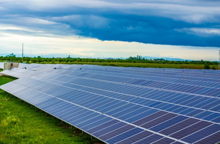 נקסטקום תקים חווה סולארית – זה שווי העסקה