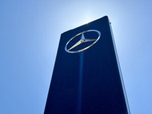 Alicante,,Spain,-,May,03,,2025:,Iconic,Mercedes-benz,Logo,Displayed