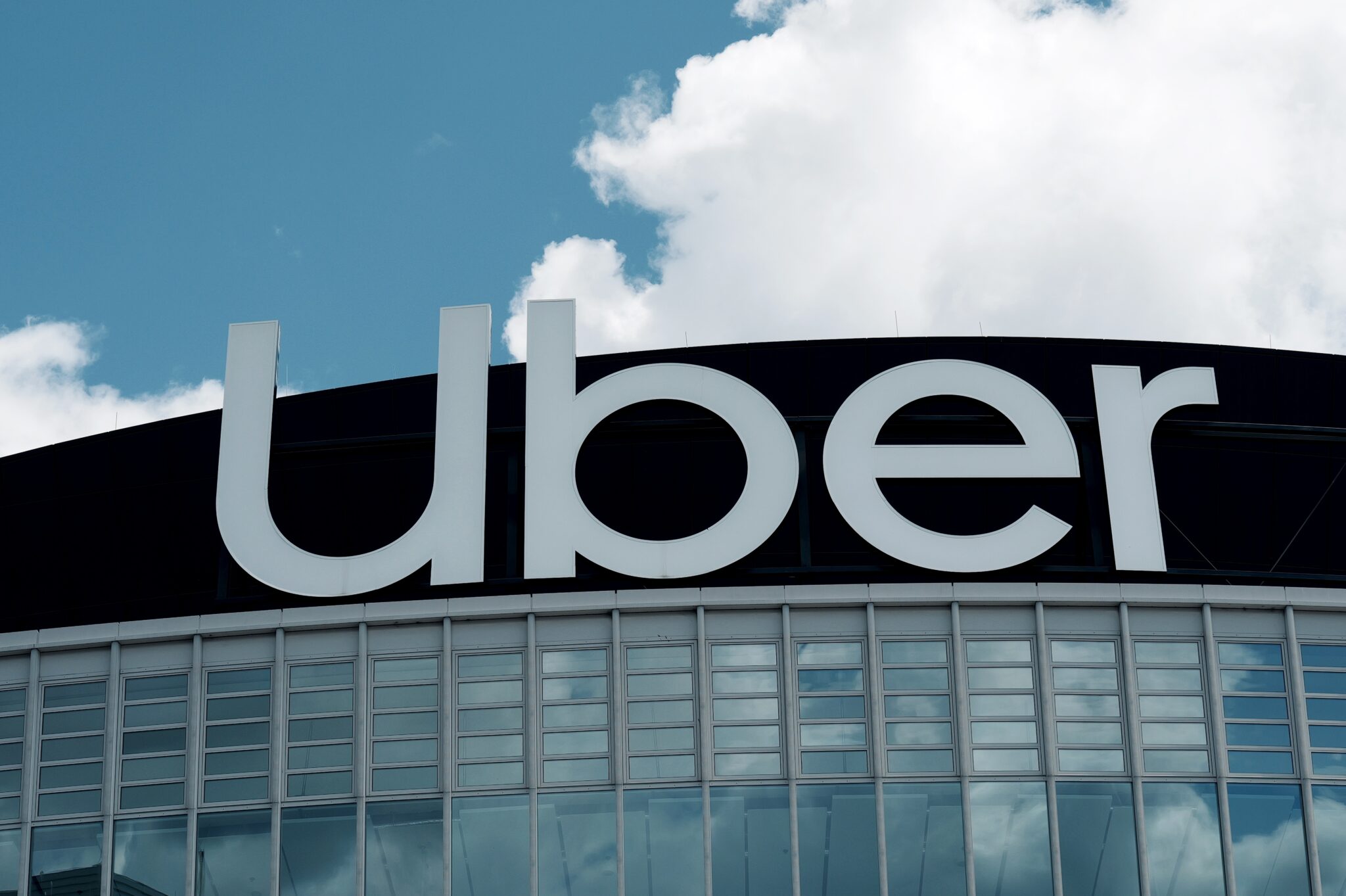 אובר | צילום: שאטרסטוק