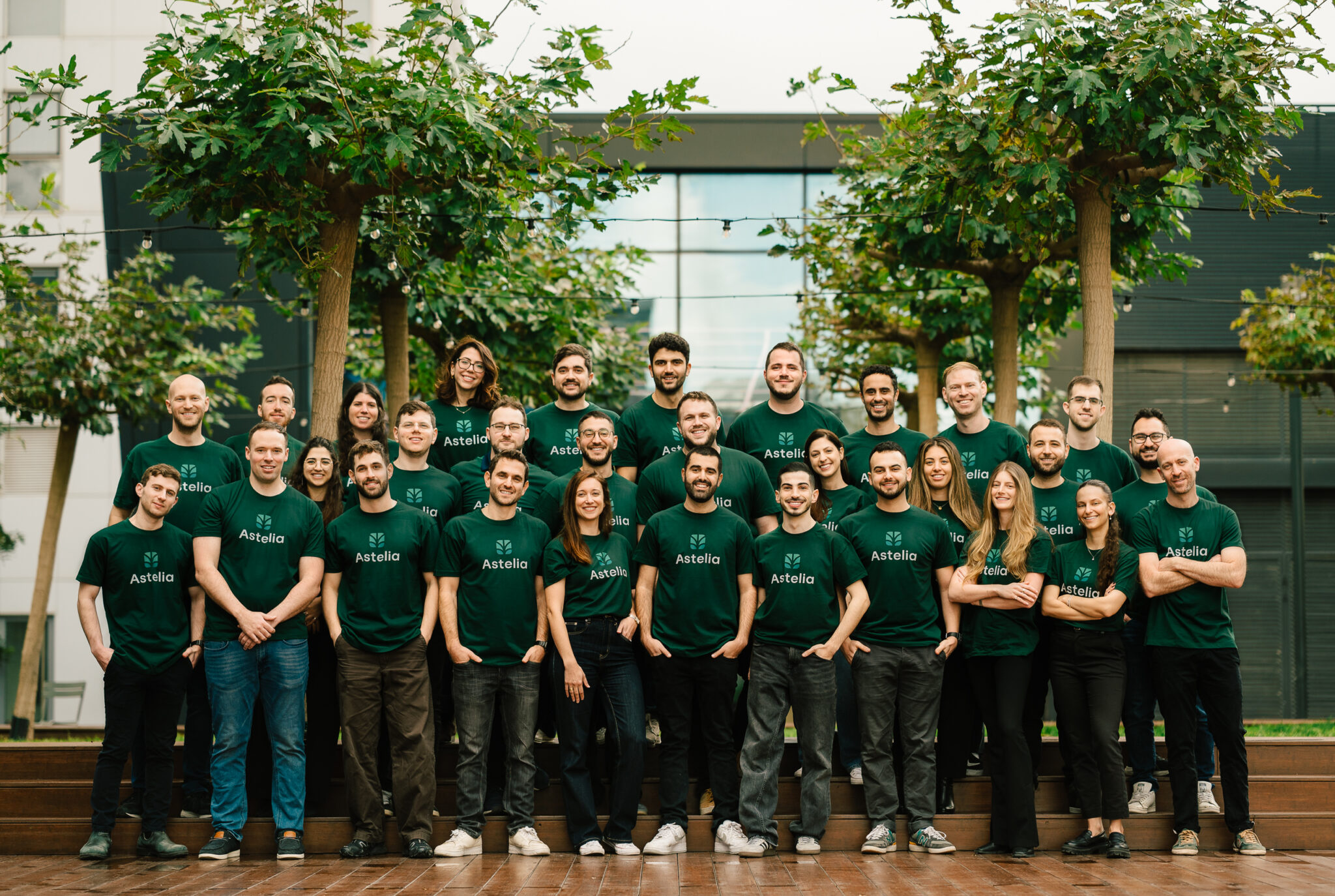 צוות אסטליה | צילום: נתנאל טוביאס